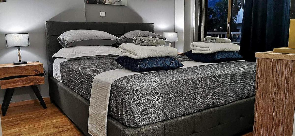 Elegant Seaside 2 Floor Apartment เอเธนส์ ภายนอก รูปภาพ